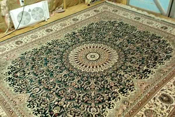 Gorgeous Silk Rug in Essex CT Cleaned By Absolute Best Cleaners